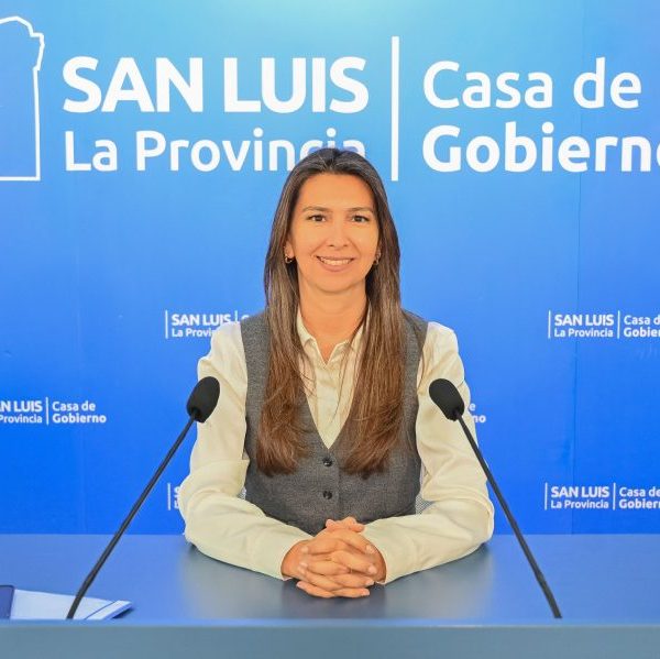 La ministra Eugenia Sosa Herrera dio detalles de los anuncios salariales para el último trimestre
