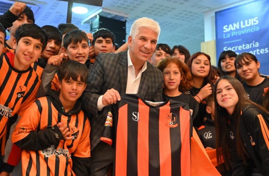 El Gobierno lanzó la tercera edición de ‘Creciendo con Tu Club’