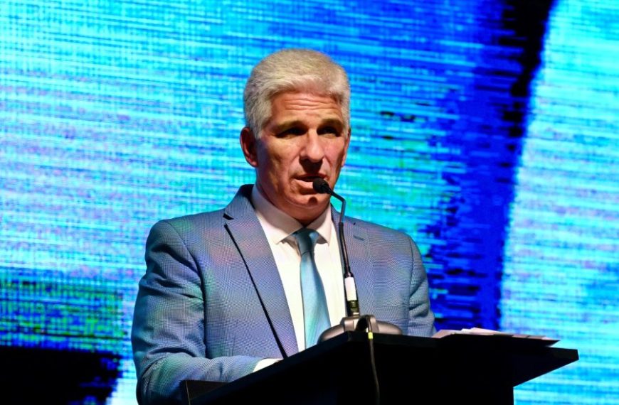 “Aprovechen este congreso al máximo, a sus prestigiosos conferencistas, disfrútenlo”
