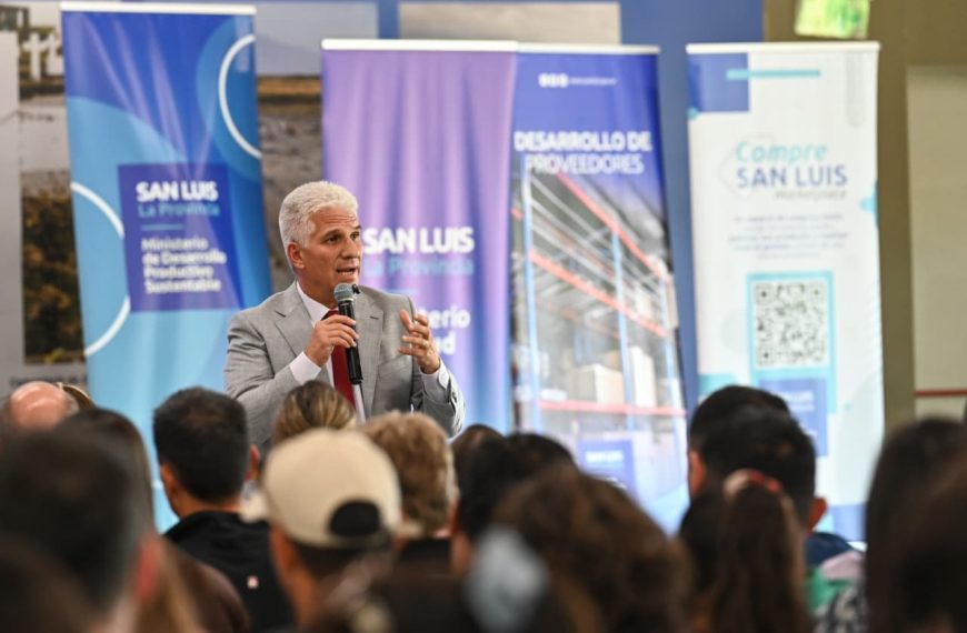 “El trabajo es el motor junto con la educación y ambos son los ejes de nuestro gobierno ahora”