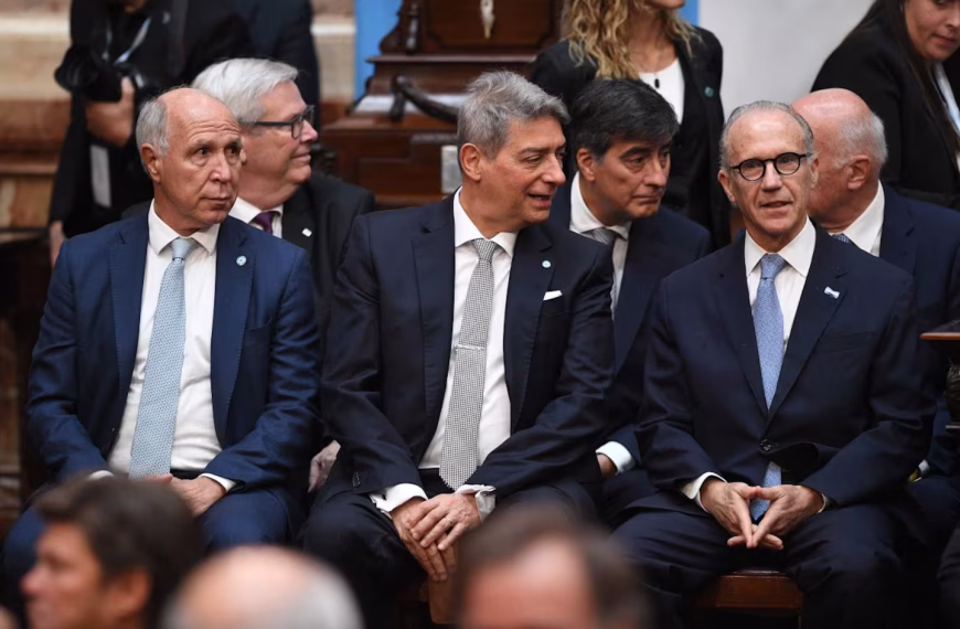 La Corte suspendió el artículo del DNU 70 que derogaba la Ley de Tierras y repuso los límites sobre la venta a extranjeros