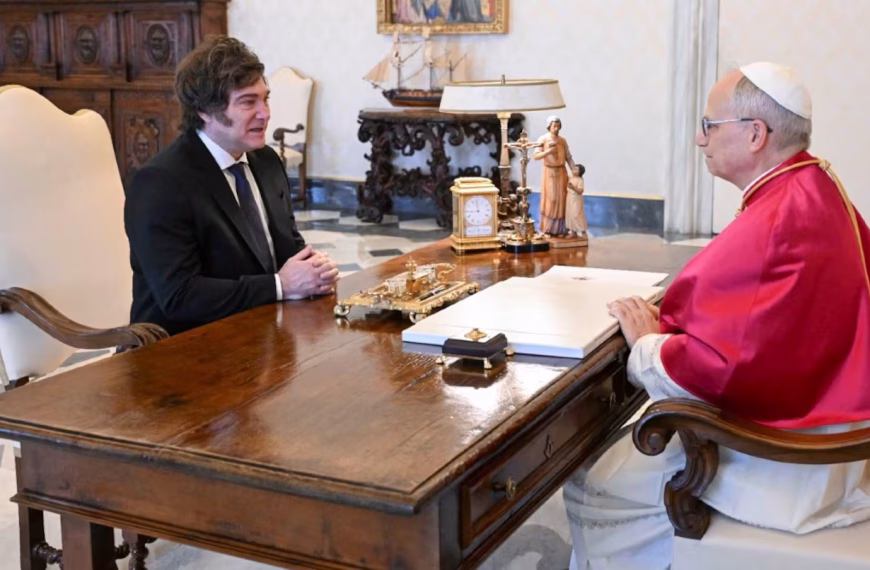 El Gobierno mantiene contacto con el Vaticano por la salud del Papa y avanza con la organización de su visita al país