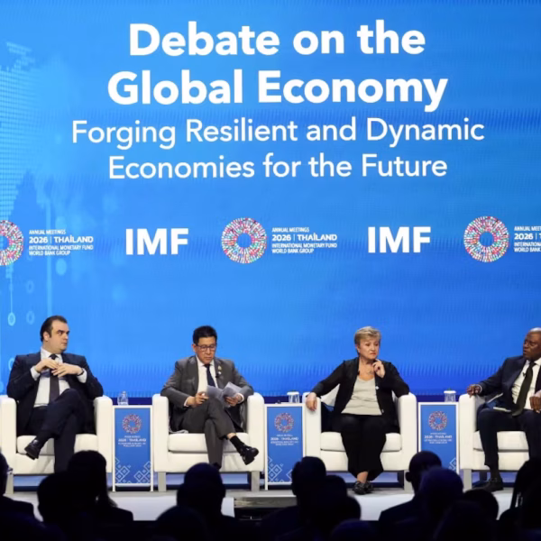 La jefa del FMI dijo que confía en que la Argentina pagará su deuda con el organismo antes de 2034